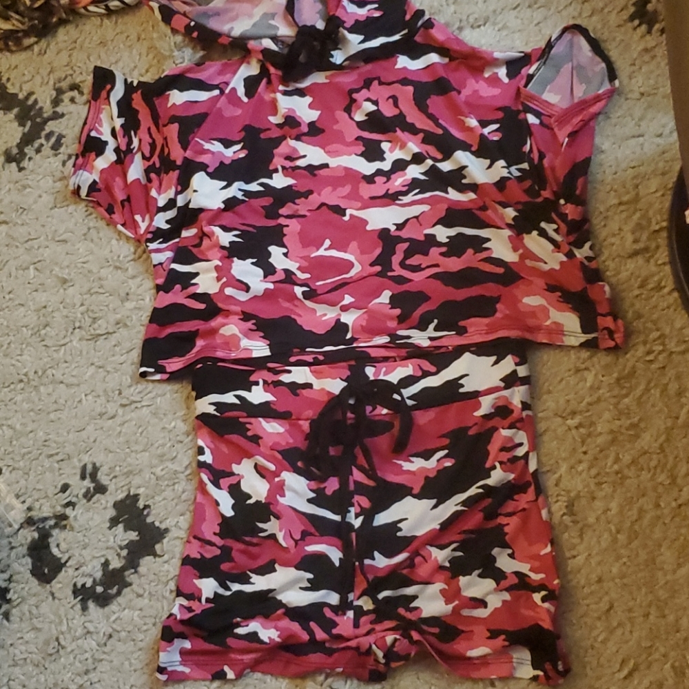 The Cidigo brand made  🇺🇸 women's short set